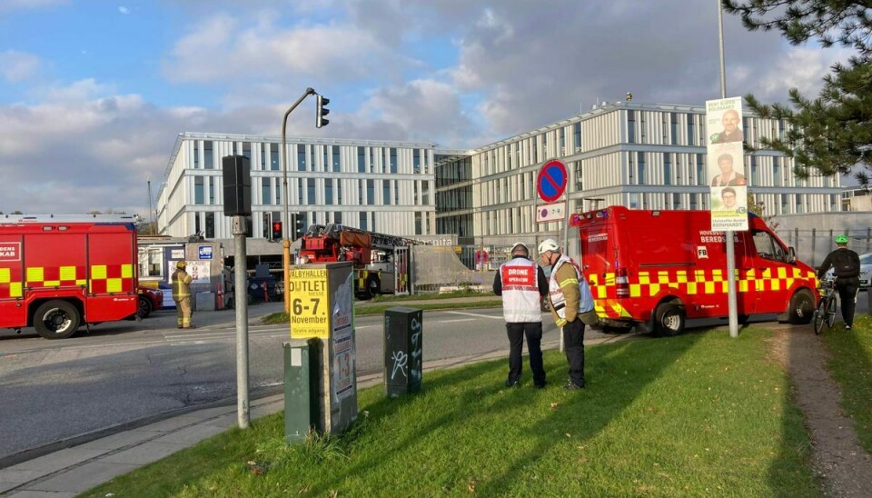 Det er i nybyggeriet på Hvidovre Hospital, der er opstået brand.
