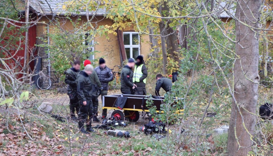 Torsdag leder politiet efter en pistol på Christiania. Torsdag leder politiet efter en pistol på Christiania.