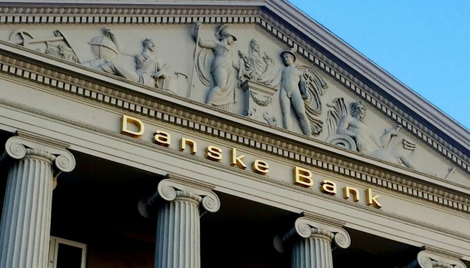Danske Bank er i store problemer og beklager overfor kunderne