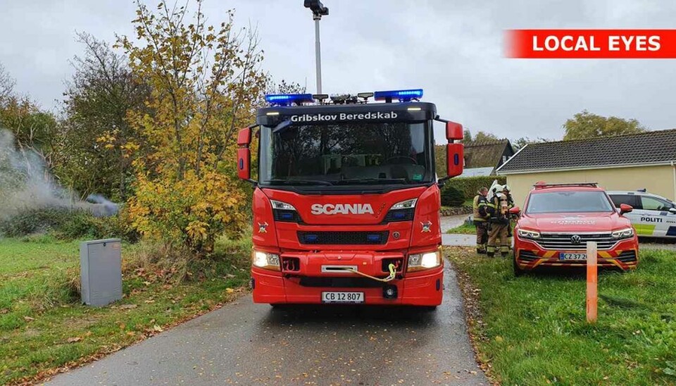 En transformerstation er brændt ned. En transformerstation er brændt ned.
