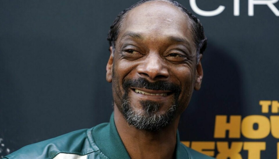Der er kommet grå stænk i skægget, men Snoop Dogg er stadig aktiv med både musik, film og tv. (Arkivfoto)