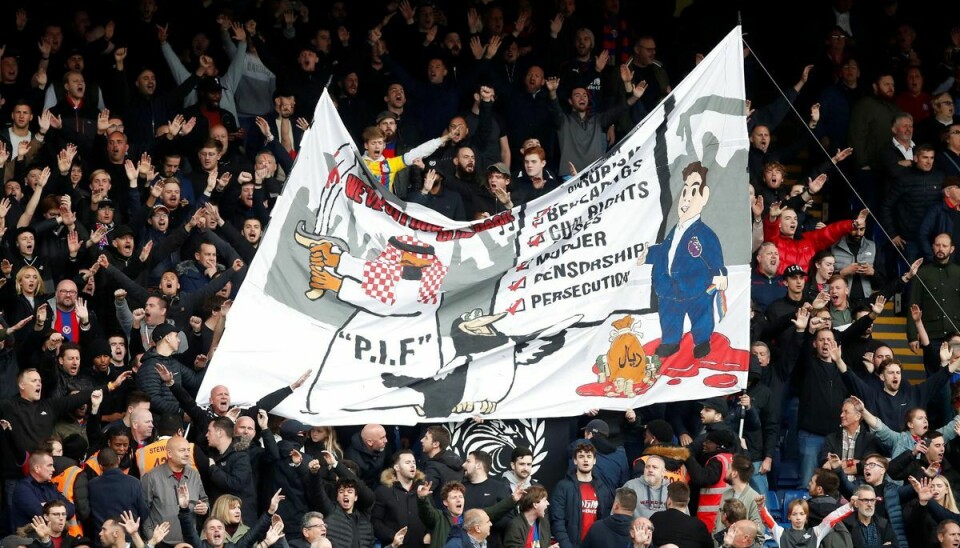 Her ses banneret med kritik af overtagelsen af Newcastle under lørdagens kamp, der endte 1-1.
