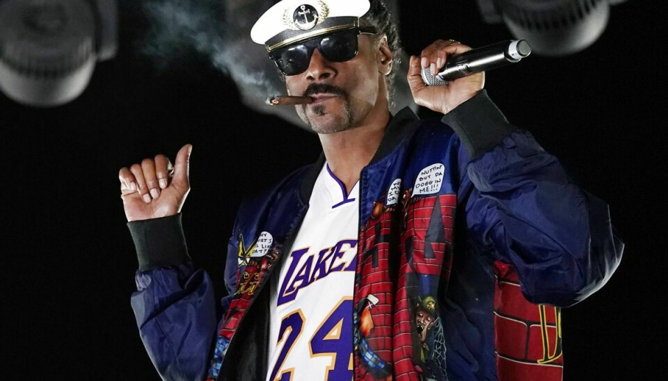 En joint i munden og en afslappet attitude har alle dage været en del af Snoop Doggs varemærke. (Arkivfoto)