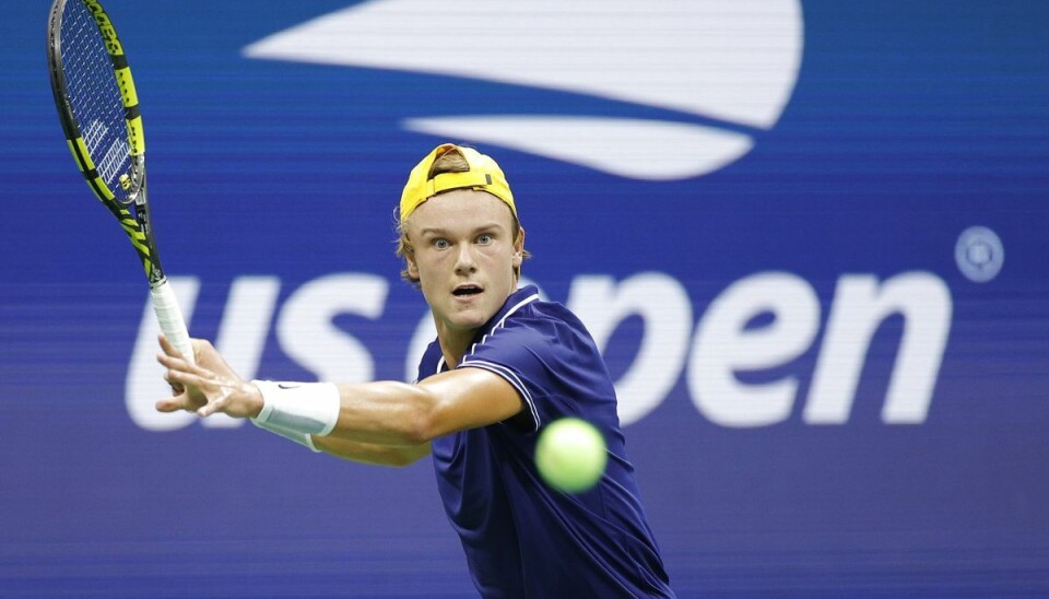Holger Rune ses her under årets US Open, hvor han blev sendt ud af verdensstjernen Novak Djokovic. Holger Rune ses her under årets US Open, hvor han blev sendt ud af verdensstjernen Novak Djokovic.