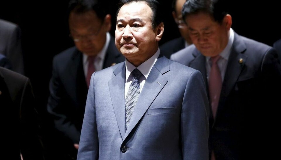Lee Wan-koo, som har været premierminister i Sydkorea og været anklaget for bestikkelse, døde af leukæmi (blodkræft). Lee Wan-koo, som har været premierminister i Sydkorea og været anklaget for bestikkelse, døde af leukæmi (blodkræft).