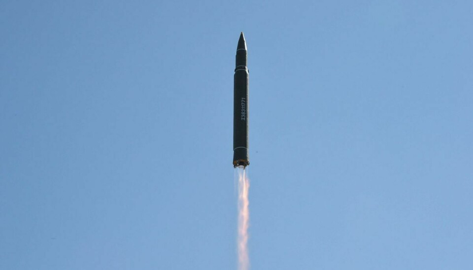Her er det Nordkorea, som eksperimenterer med at opsende missiler.