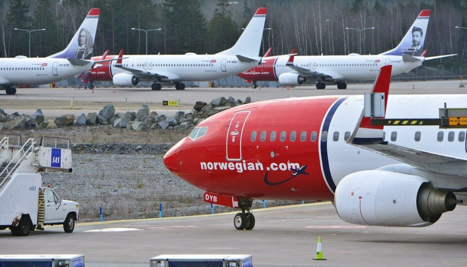 Fra på mandag er det ikke længere et krav at bære mundbind, når man flyver med Norwegian indenrigs i Skandinavien eller på tværs af de tre skandinaviske lande. (Arkivfoto) Fra på mandag er det ikke længere et krav at bære mundbind, når man flyver med Norwegian indenrigs i Skandinavien eller på tværs af de tre skandinaviske lande. (Arkivfoto)