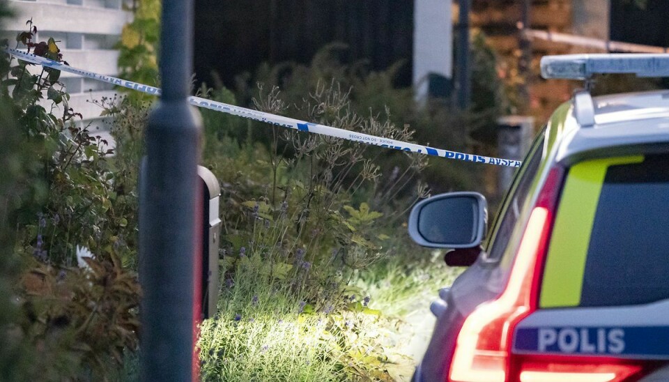 En er død og en 15-årig er alvorligt såret efter skud i Stockholm