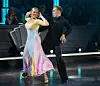 Michelle Kristensen og Mads Vad, der dansede en slowfox, er ude af konkurrencen