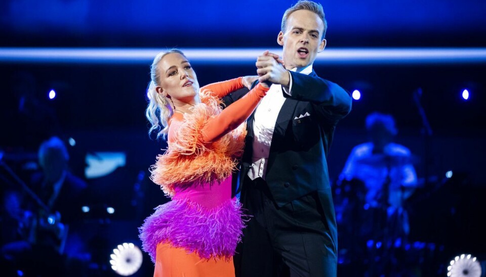 Michelle Kristensen og Mads Vad i valsen 'Run to You' af Whitney Houston. Michelle Kristensen og Mads Vad i valsen 'Run to You' af Whitney Houston.