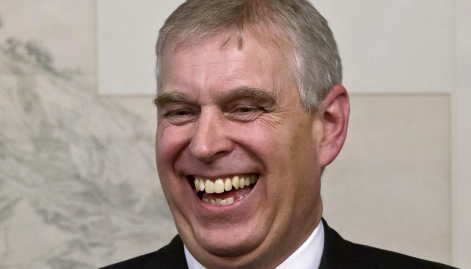 Advokaterne for prins Andrew mener nu, at sagen mod ham bør falde til jorden. Advokaterne for prins Andrew mener nu, at sagen mod ham bør falde til jorden.