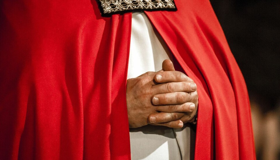 En ny rapport afslører, at 3200 medarbejdere i den katolske kirke har begået overgreb. En ny rapport afslører, at 3200 medarbejdere i den katolske kirke har begået overgreb.