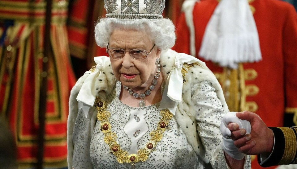 Dronning Elizabeth er god for milliarder, men det smitter tilsyneladende ikke af på hendes personale.