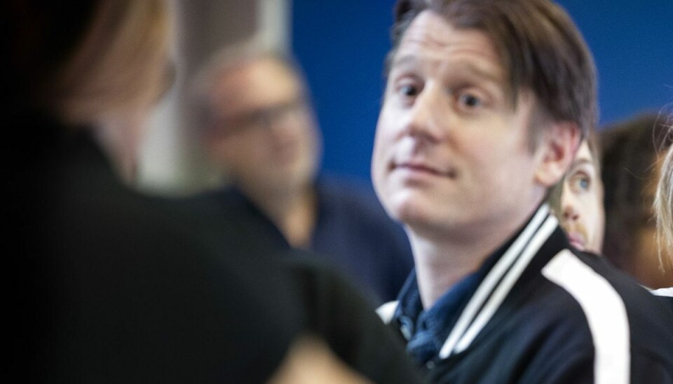 Skuespilleren Robert Hansen er gået i afvænning. Skuespilleren Robert Hansen er gået i afvænning.