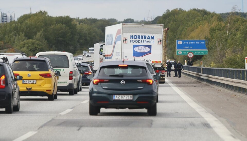 Politi massivt til stede på motorvej