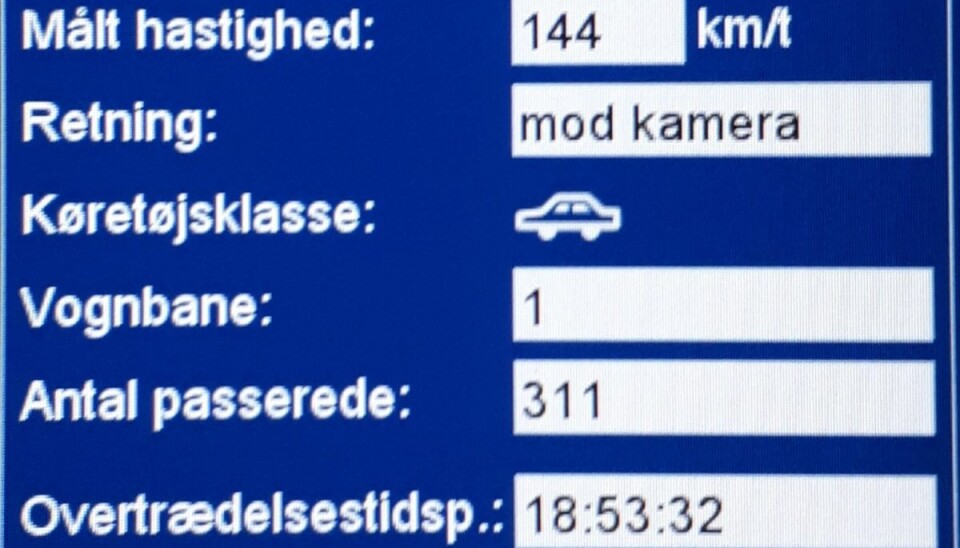 En bilist kørte alt for hurtigt på Aabenraavej ved Tinglev. En bilist kørte alt for hurtigt på Aabenraavej ved Tinglev.