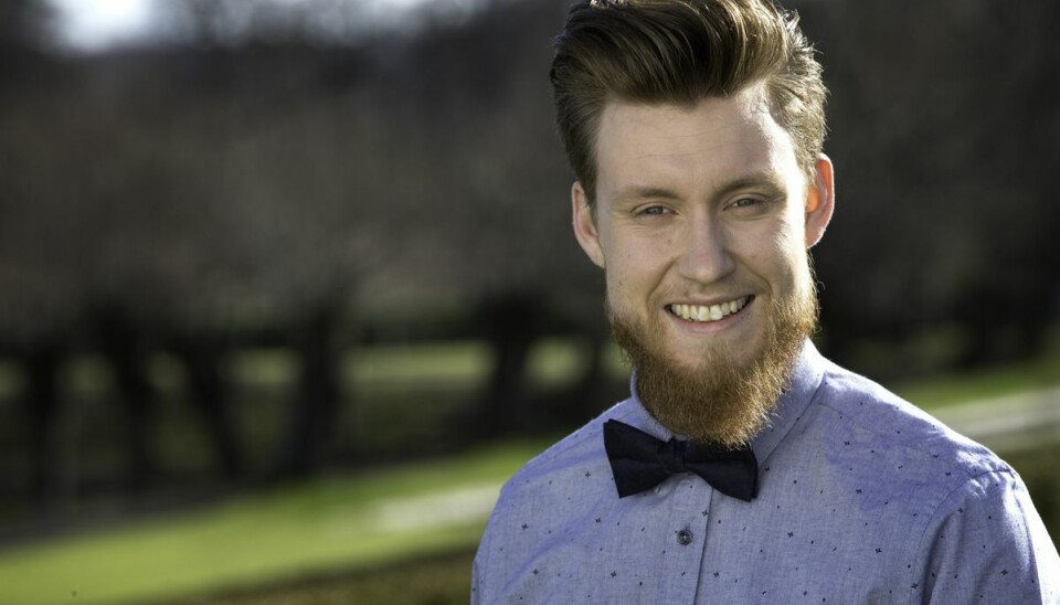 Jesper Søvndal, som er kendt fra Den store bagedyst, er blevet forlovet med sin kæreste. Jesper Søvndal, som er kendt fra Den store bagedyst, er blevet forlovet med sin kæreste.