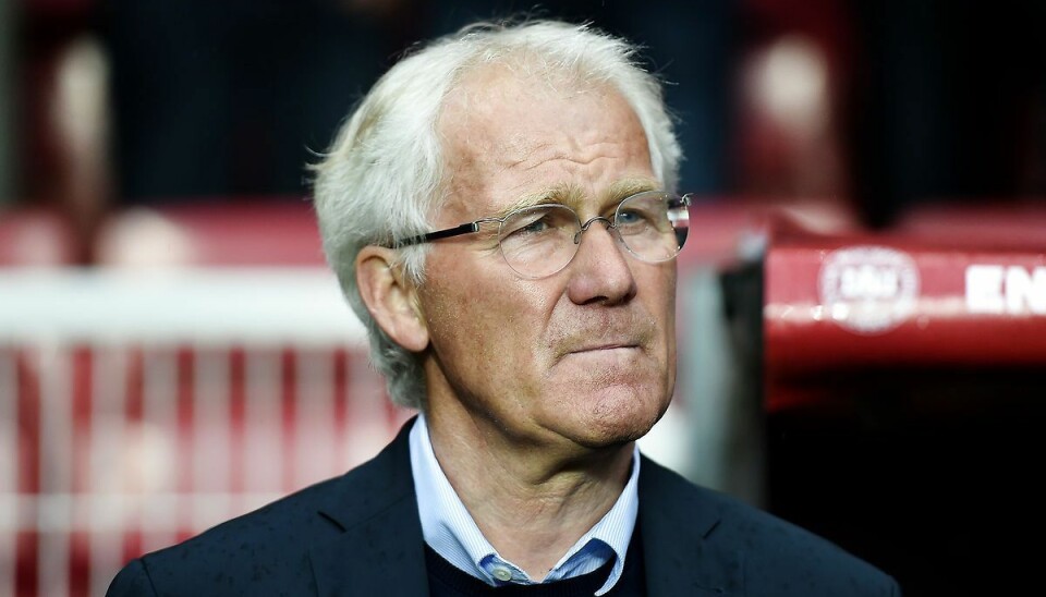Fodboldikonet Morten Olsen har været indlagt i flere uger med covid-19 Fodboldikonet Morten Olsen har været indlagt i flere uger med covid-19