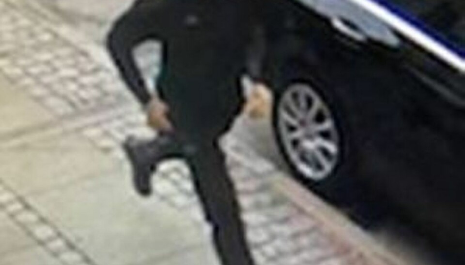 Politiet beder om hjælp til at opspore en gerningsmand. Politiet beder om hjælp til at opspore en gerningsmand.