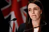 Fredag afholdt New Zealands premierminister, Jacinda Ardern, pressemøde, efter at en knivbevæbnet mand havde gået til angreb i et supermarked i Auckland.