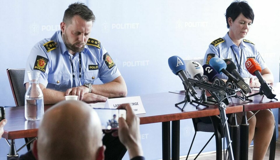 Lars Ole Berge og politiinspektør Unni Byberg Malmin holder pressekonference om udviklingen i de to sager.