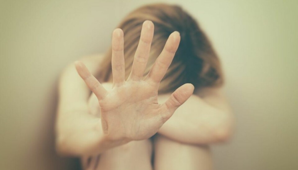 Mand fængslet for voldtægt af lille pige Syd- og Sønderjyllands Politi anholdt torsdag eftermiddag en 45-årig mand, der mistænkes for at have begået en voldtægt. De nærmere omstændigheder omkring voldtægten kendes ikke. (Arkivfoto) Foto: Colourbox.