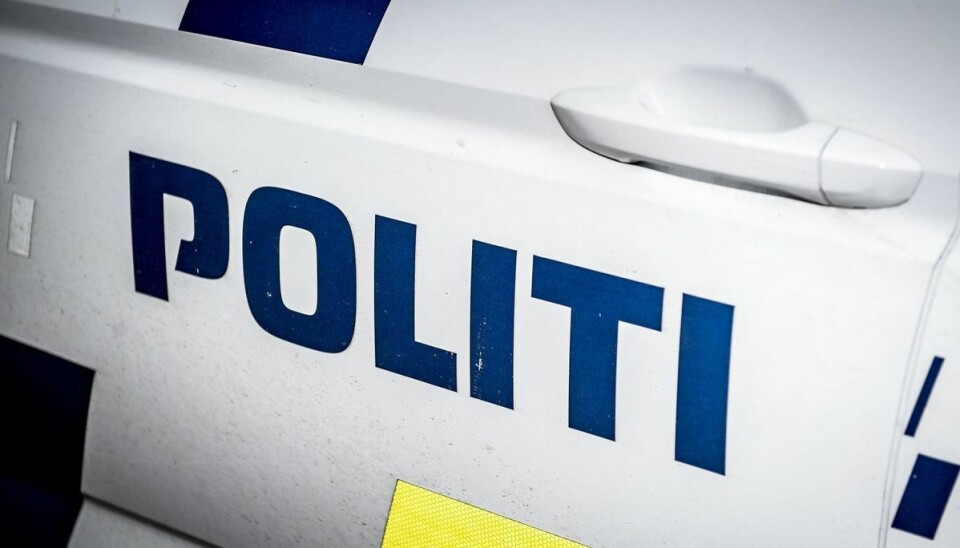 Bekymrede borgere har kontaktet politiet efter sag om blufærdighedskrænkelse og uberettiget deling af intime billeder. Bekymrede borgere har kontaktet politiet efter sag om blufærdighedskrænkelse og uberettiget deling af intime billeder.