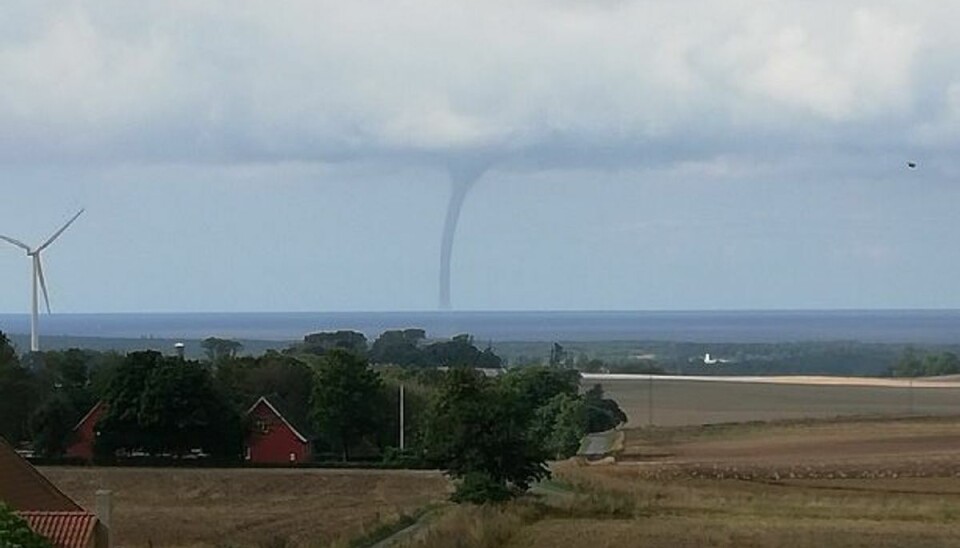 Vildt vejr: Skypumpe i Danmark Skypumpe over Bornholm lørdag 29. august. Foto: Bornholms Politi