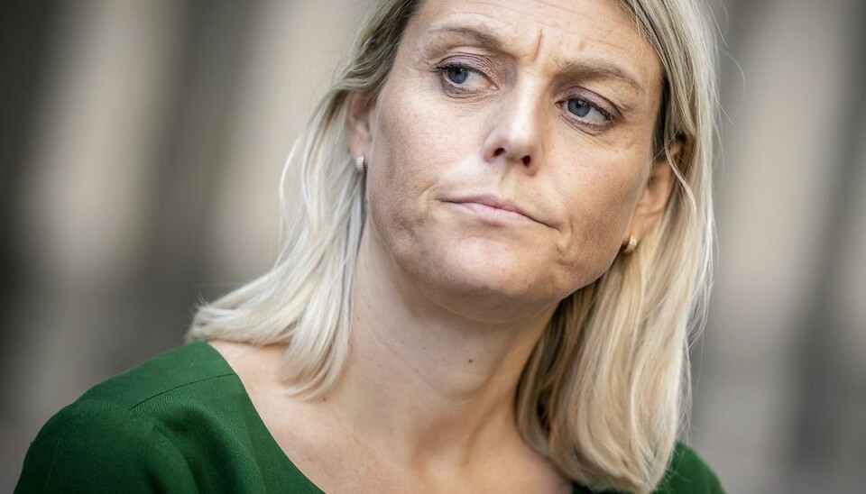 Forsvarsminister Trine Bramsen (S) brød angiveligt loven Forsvarsminister Trine Bramsen (S) brød angiveligt loven