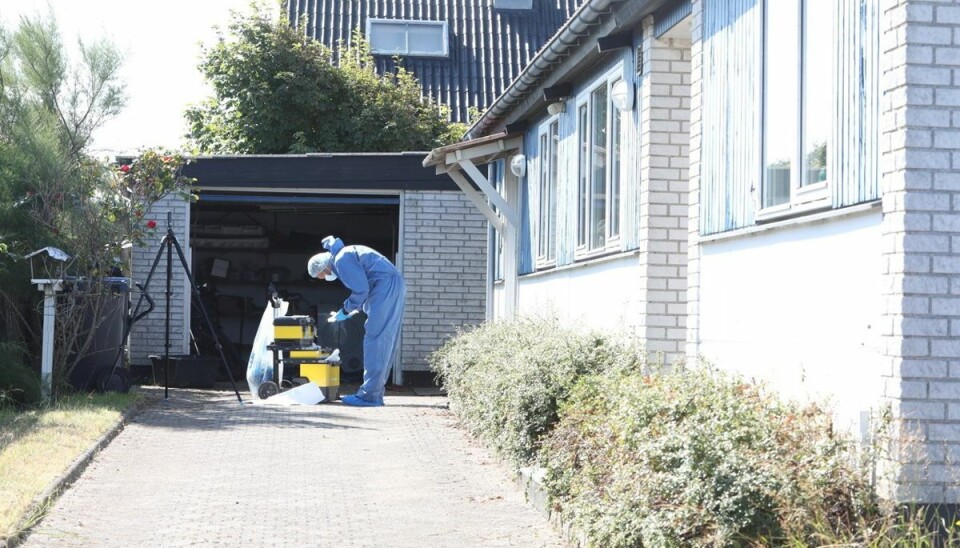 En 67-årig kvinde er blevet varetægtsfængslet for drabsforsøg. En 67-årig kvinde er blevet varetægtsfængslet for drabsforsøg.