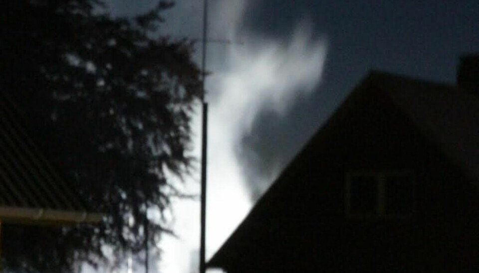 Ingen befandt sig i huset, som er blevet totalskadet. Ingen befandt sig i huset, som er blevet totalskadet.