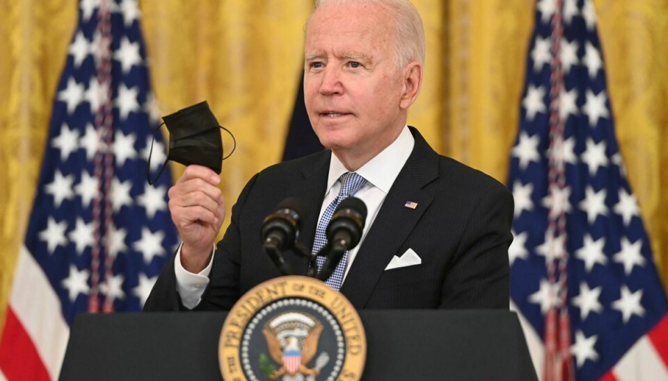 USA's præsident, Joe Biden, præsenterer torsdag en række nye tiltag for at mindske spredningen af coronavirusset.