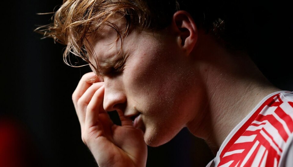 Anders Antonsen har fået mange beskeder på sine sociale medier i 2021, hvor han to gange har mødt Viktor Axelsen og valgt at spare sig i andet sæt. Antonsen røg lørdag ud af OL-turneringen efter et nederlag i kvartfinalen, mens Axelsen er videre til semifinalen. (Arkivfoto).