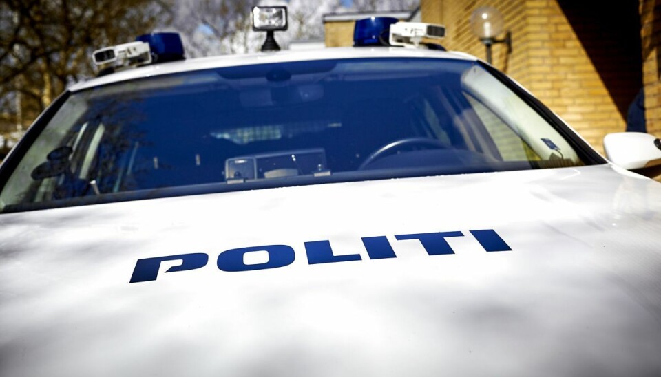 Politiet greb de to mænd på fersk gerning, efter de havde solgt tyvekoster til en kiosk.