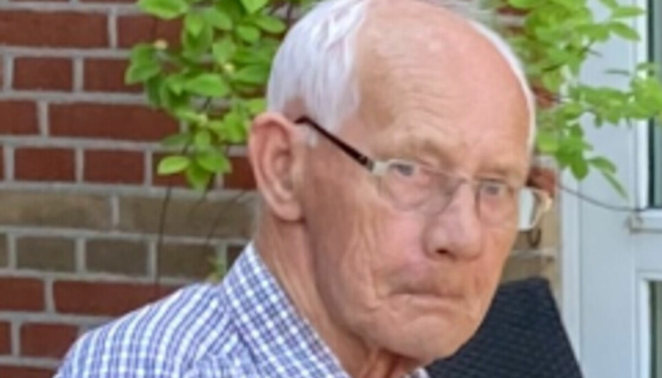 Fyns Politi efterlyser denne ældre mand, som har forladt et plejehjem i Odense.