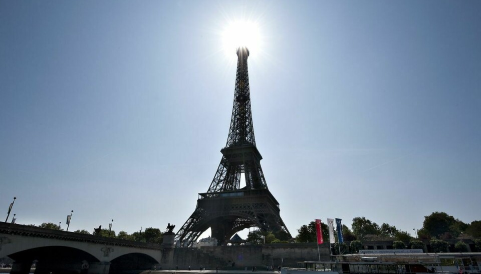 Eiffeltårnet, Tour Eiffel, i Paris ved Seinen.