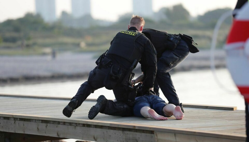 Manden anholdes på havnen i Vallensbæk. Foto: presse-fotos.dk