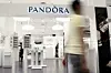 Pandora har i underkanten af 2600 butikker på verdensplan. I andet kvartal var 15 procent af butikkerne lukkede, men det er i midten af august faldet til omkring otte procent. (Arkivfoto)