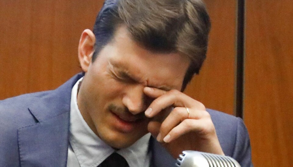 Ashton Kutcher under retssagen. Ashton Kutcher under retssagen.