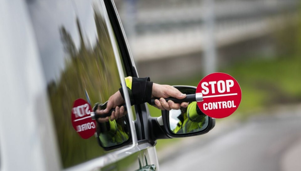 Politiet stoppede manden flere gange i løbet af natten. Nu er hans bil beslaglagt. Foto: Martin Sylvest/Ritzau Scanpix 2021