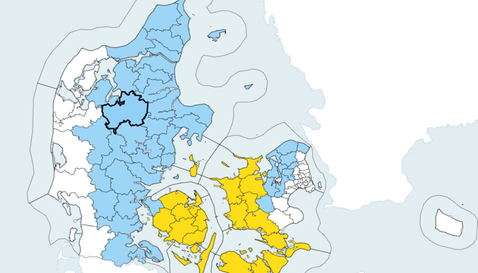 På Fyn og den vest- og sydlige del af Sjælland bliver der varslet om torden sammen med skybruddet. Foto: DMI