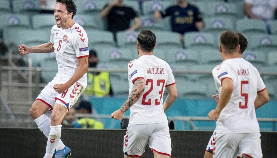 Thomas Delaney jubler efter sin 1-0-scoring i kvartfinalen mod Tjekkiet. Opdækningen af den hovedstødsstærke dansker svigtede fuldstændig. Thomas Delaney jubler efter sin 1-0-scoring i kvartfinalen mod Tjekkiet. Opdækningen af den hovedstødsstærke dansker svigtede fuldstændig.