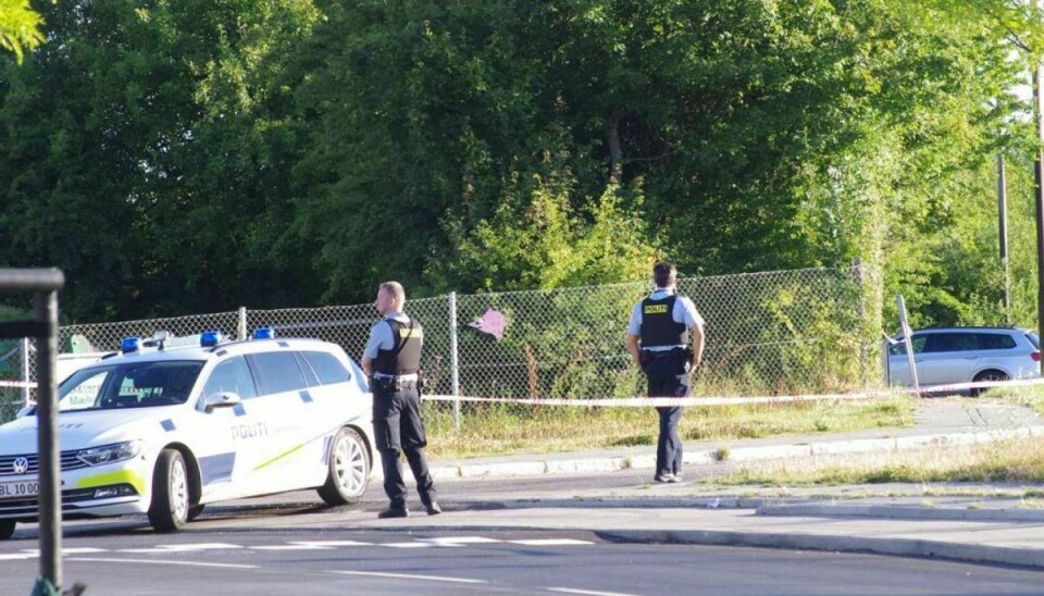 En 42-årig mand blev dræbt af knivstik på Lenesvej i Brabrand den 23. juli 2020. Foto: Øxenholt Foto