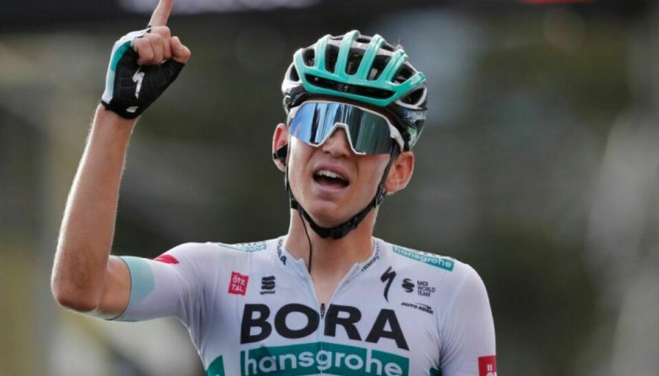 Lennard Kämna tog karrierens største sejr, da han var først over målstregen på tirsdagen Tour-etape. – Foto: Christophe Ena/Ritzau Scanpix