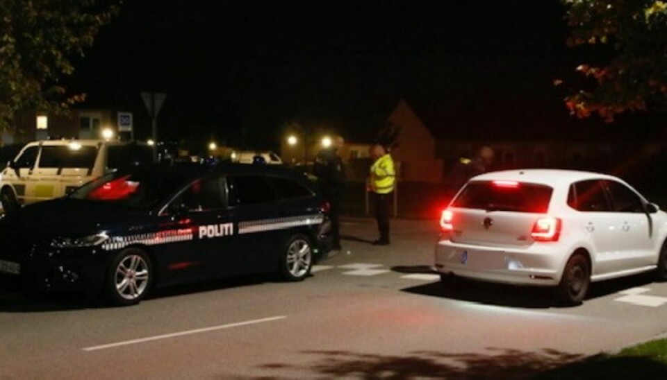 Politiet rykkede ud og afspærrede et område. Foto: Presse-fotos.dk.