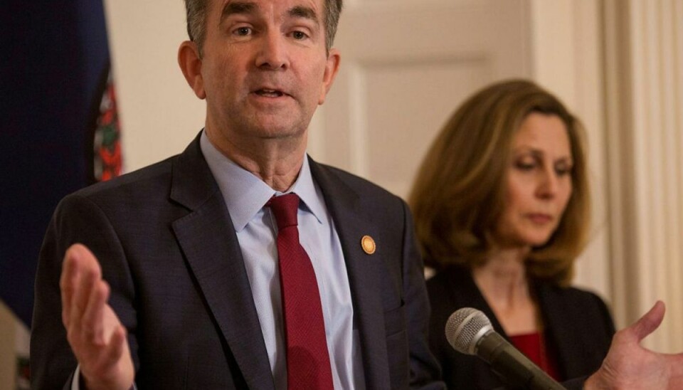 Guvernøren i Virginia, Ralph Northam, var også et mål, gruppen overvejede, ifølge FBI. Foto: Scanpix/Jay Paul Guvernøren i Virginia, Ralph Northam, var også et mål, gruppen overvejede, ifølge FBI. Foto: Scanpix/Jay Paul
