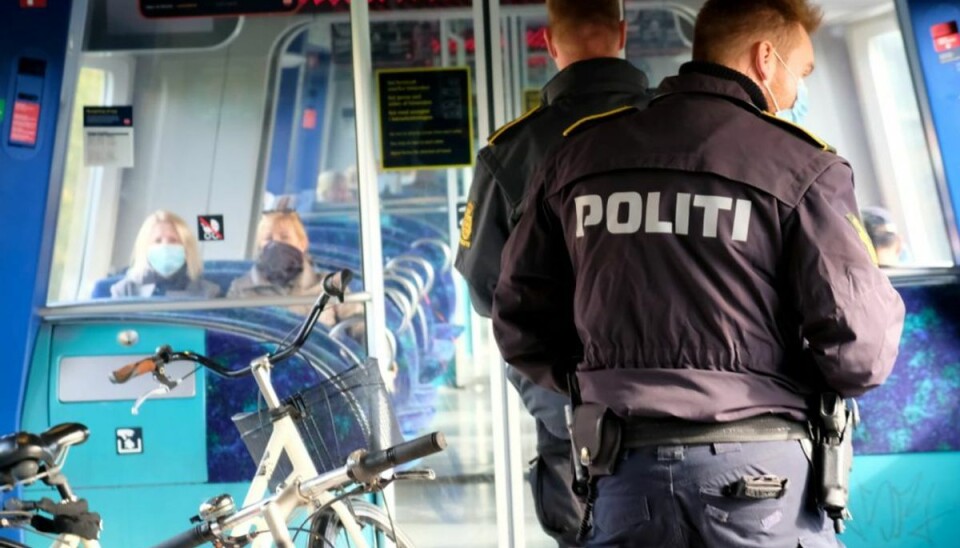 Politiet i tog-aktion