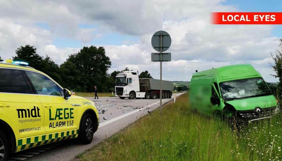 To biler stødte tirsdag sammen. Foto: Presse-fotos.dk
