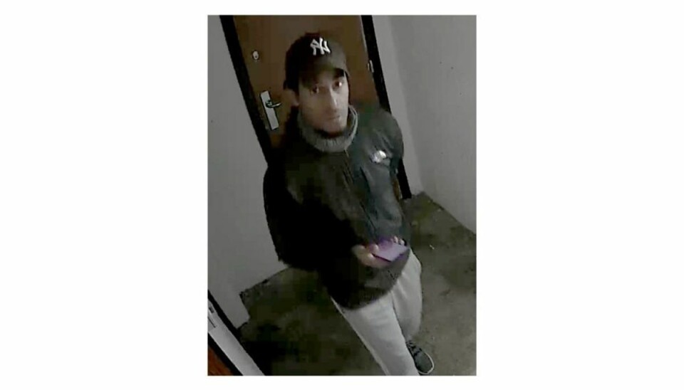 Tag ikke kontakt til Hamsa Ali selv. Kontakt politiet i stedet. Foto: Midt- og Vestjyllands Politi Tag ikke kontakt til Hamsa Ali selv. Kontakt politiet i stedet. Foto: Midt- og Vestjyllands Politi