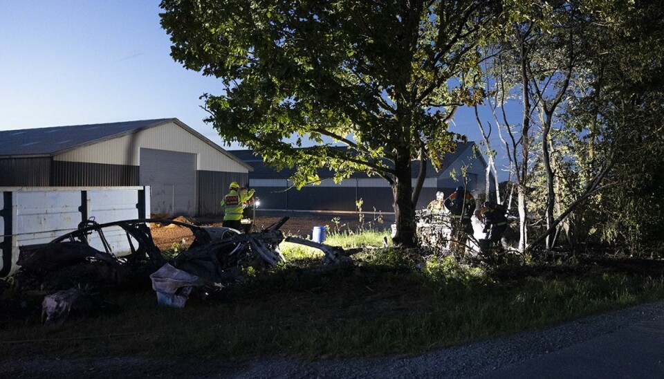 Død i voldsom trafikulykke